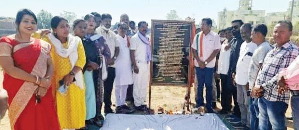 राज्य सरकार युवाओं के सर्वांगीण विकास के लिए प्रतिबद्ध-मरकाम