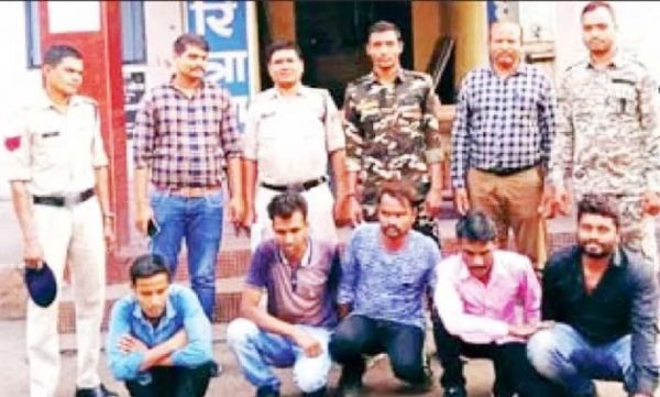 सिंघल प्लांट के कर्मियों संग ट्रक ड्राइवर ने की 4 लाख के पायलट गोली की हेराफेरी, 5 बंदी