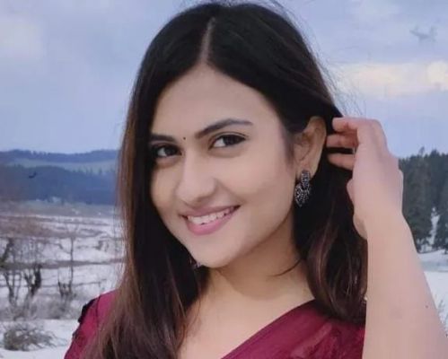 धरमजयगढ़ की शिफा के कदम साउथ फिल्म इंडस्ट्री में तेलुगू सॉन्ग मैथिली रिलीज