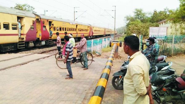 हमेशा के लिए बंद होगा नांदगांव का मोतीपुर रेल्वे क्रॉसिंग