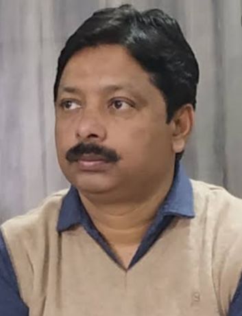 बेटी की लाश कंधे पर ढोकर जाना हृदय विदारक,मानवता के सारे मानक तार-तार-अनुराग