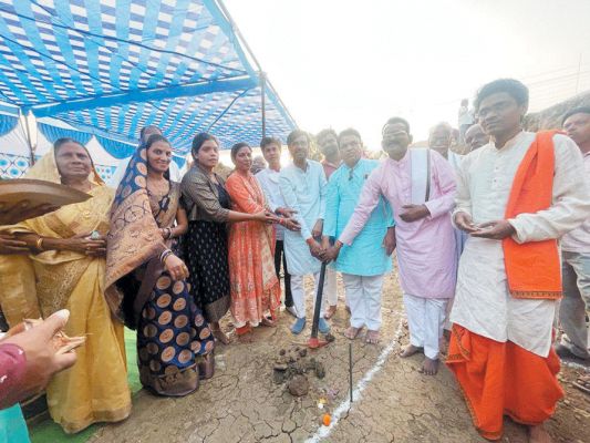 लटुवा में विभिन्न निर्माण कार्यों का हुआ भूमिपूजन