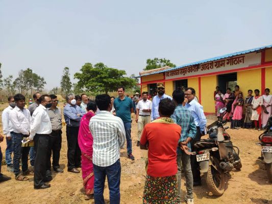 जिपं सीईओ ने किया विकास कार्यों का निरीक्षण