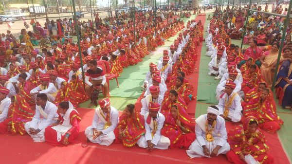 धनोरा में 140 जोड़ों का विवाह