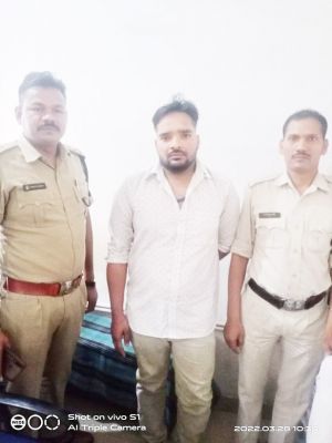 कोल्ड्रिंक में नशीली दवा मिला महिला मित्र से रेप