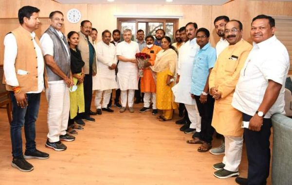 बस्तर आएंगे रेल मंत्री, जल्द शुरू होगा रावघाट-जगदलपुर रेल लाईन का काम