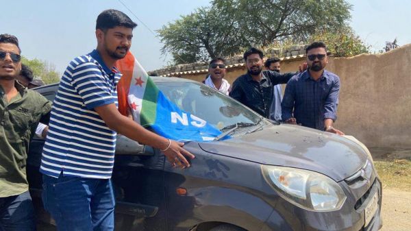 एनएसयूआई ने बढ़ती महंगाई के विरोध में किया प्रदर्शन