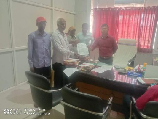 10 सूत्रीय मांगों को लेकर ओबीसी महासभा ने राज्यपाल के नाम सौंपा ज्ञापन