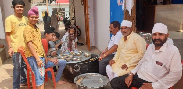 गुरूद्वारा गुरू सिंग सभा में सिंधी समाज का चेट्रीचंद्र जयंती