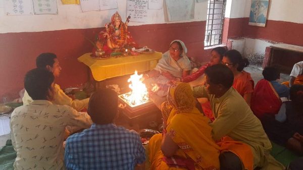 गौरव अलंकरण में मिली राशि से मां शारदे की प्रतिमा निर्माण