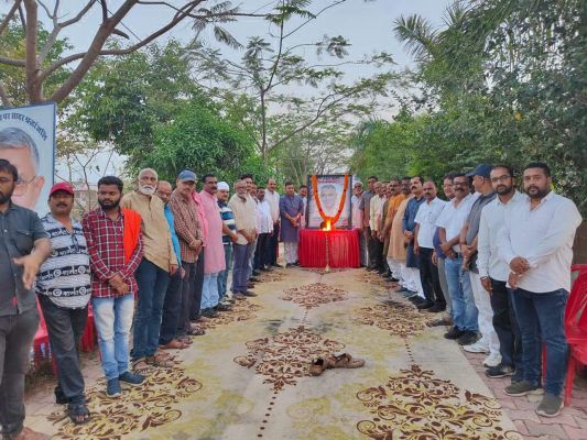 पं रविशंकर त्रिपाठी को समिति के सदस्यों ने दी श्रद्धांजलि