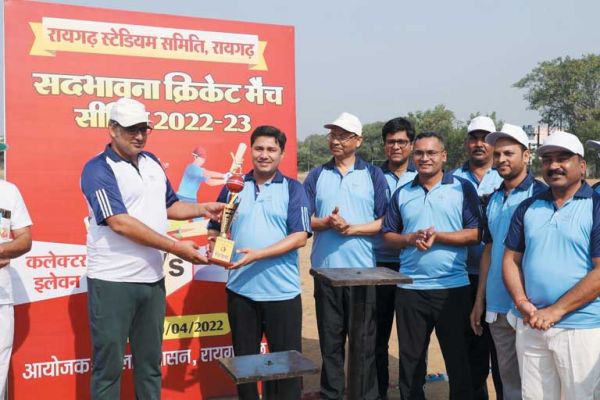सद्भावना क्रिकेट मैच-एसपी इलेवन की टीम 5 विकेट से जीती