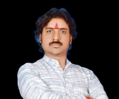 स्वामी आत्मानंद बनाने के विरोध में आप   का छात्राओं को मिला समर्थन