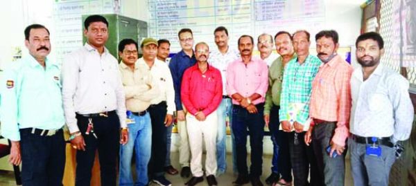 एलआईसी के सैटेलाइट शाखा में वित्तीय वर्ष का शुभारंभ