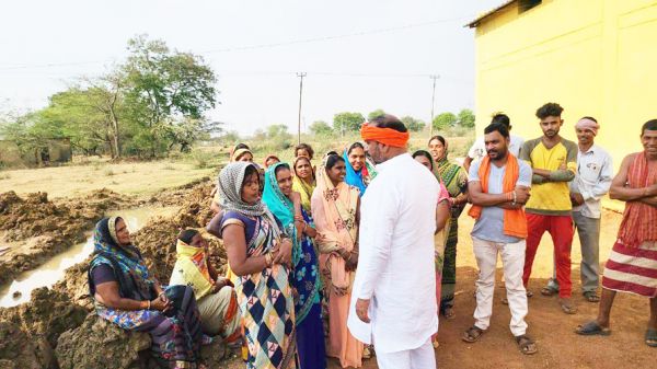 सुरहोली में जल संकट, आंदोलन की चेतावनी