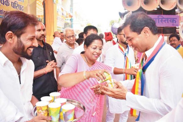 महावीर व अम्बेडकर जयंती पर मेयर ने समुदाय को दी शुभकामनाएं