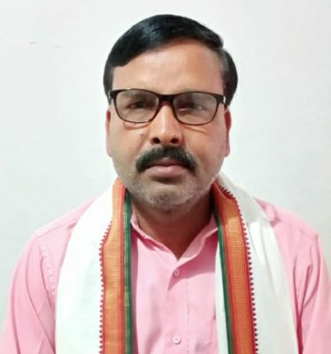 पूर्व ही नहीं वर्तमान पदाधिकारी भी कांग्रेस को कह रहे हैं अलविदा