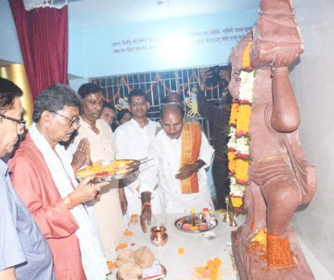 नंदेली में हनुमान मंदिर के प्राण प्रतिष्ठा समारोह में शामिल हुए विस अध्यक्ष