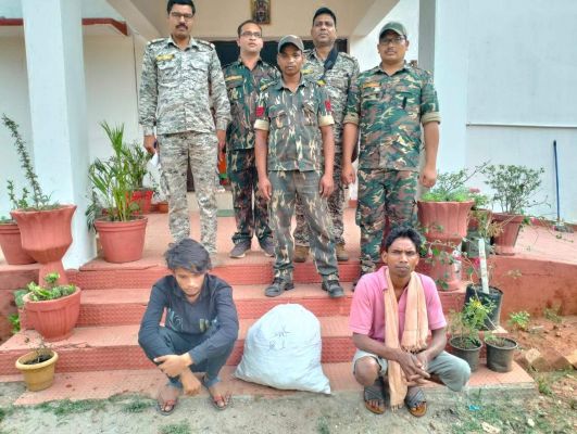 2 गांजा तस्कर गिरफ्तार