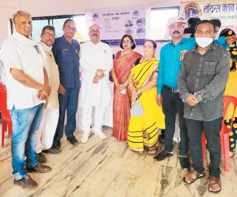 लायंस क्लब ने किया नि:शुल्क नेत्र जांच शिविर का आयोजन