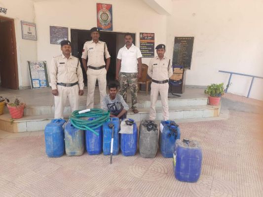 खड़ी ट्रक से डीजल चोरी, एमपी का एक पकड़ाया, एक फरार