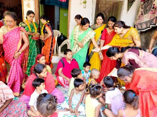 सामाजिक न्याय पखवाड़ा : आशा व आंबा कार्यकर्ताओं का महिला मोर्चा ने किया अभिनंदन