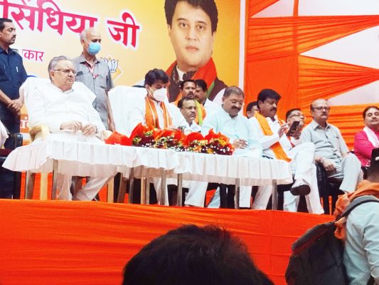 नांदगांव प्रदेश में नहीं देश में बनेगा उत्कृष्ट जिला-सिंधिया