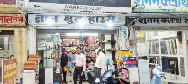 निगम टीम की कार्रवाई, 30 प्रकरण व 13850 का जुर्माना