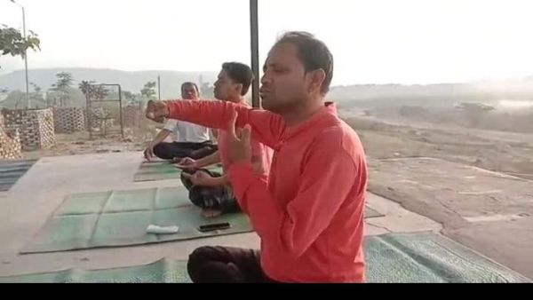 रोगों से बचने योग प्राणायाम संजीवनी बूटी-संजय