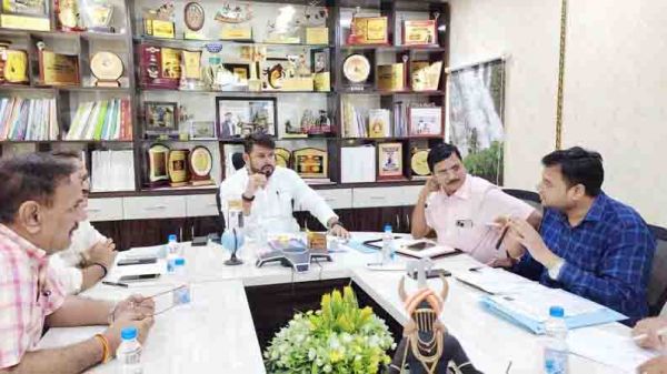 महज खानापूर्ति न करें, दूर हो बिजली की समस्या- छाबड़ा