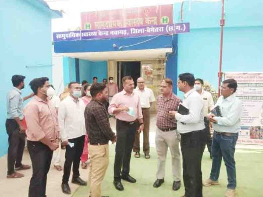 कलेक्टर ने किया सामुदायिक स्वास्थ्य केन्द्र का आकस्मिक निरीक्षण