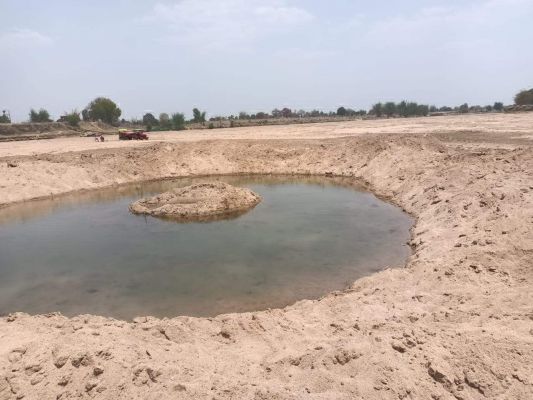 कनहर एनीकट का गेट खराब, निकल गया सारा पानी