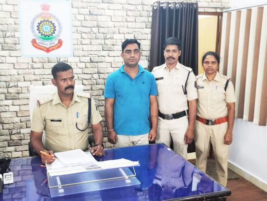 6 साल से फरार रेप के आरोपी को पुलिस ने किया गिरफ्तार