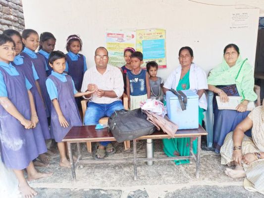 मलेरिया से बचाव और इलाज के संबंध में किया जागरूक