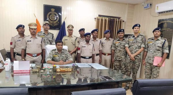 अफसर व जवानों को आउट ऑफ टर्न प्रमोशन