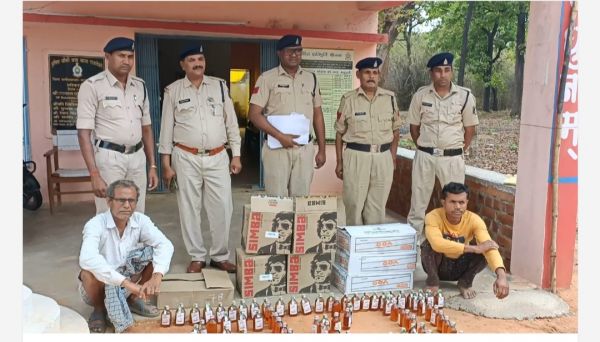 अंग्रेजी शराब के साथ 2 गिरफ्तार