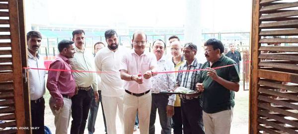 कलेक्टर-आयुक्त ने किया विशेष रूम का उद्घाटन