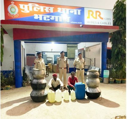 शराब का अवैध निर्माण करते दो गिरफ्तार