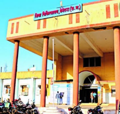 महिला की निजता भंग के मामले में जिम्मेदार पर कार्रवाई नहीं, शासन स्तर पर कार्रवाई लंबित, राज्यपाल से शिकायत