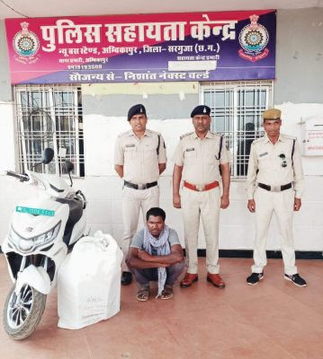 स्कूटी-कूरियर सामान के साथ चोरी का आरोपी बंदी