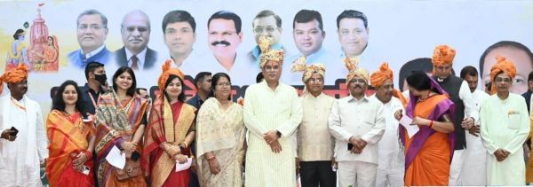 समाज के पदाधिकारी आपसी मतभेदों को भूलाकर एकजुट होकर कार्य करें- मुख्यमंत्री