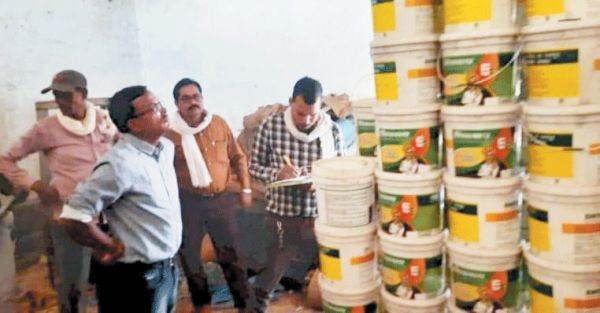 चंदनू-खंडसरा सोसायटी में अवैध जाइम व अमानक खाद जब्त