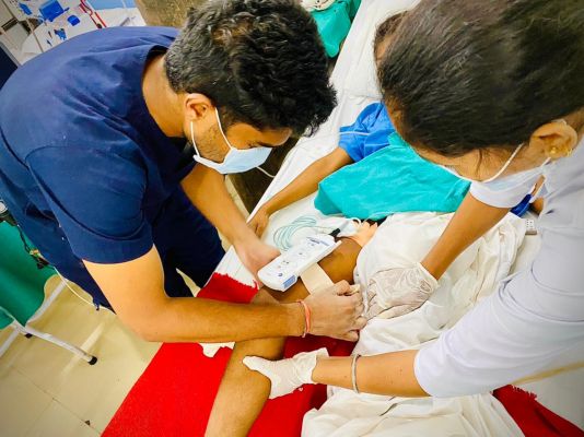 टेम्प्रेेरी पेसमेकर से एनएमडीसी अस्पताल बचेली में सफल ईलाज