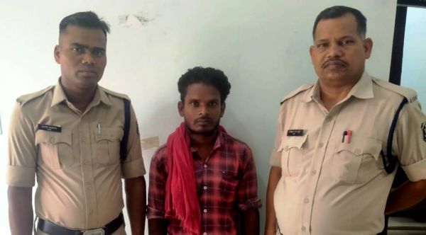 शराब के नशे में की पत्नी की हत्या, चरित्र शंका को लेकर हुआ था विवाद