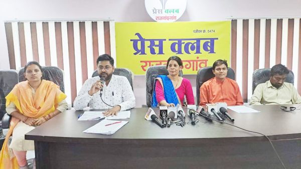 ऑर्ट ऑफ लिंग संस्था के 40वें वर्षगांठ और श्रीश्री रविशंकर के जन्मदिवस पर आयोजन