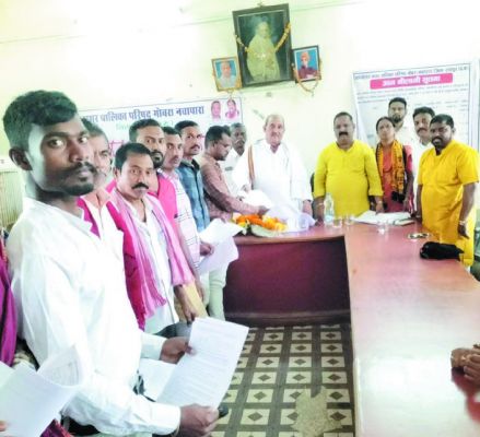 121 हितग्राहियों को विधायक के हाथों भवन अनुज्ञा वितरण