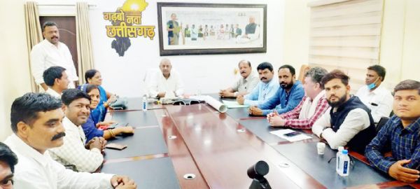 नागरिकों की सुविधाओं का विशेष ध्यान रखा जाए-अकबर