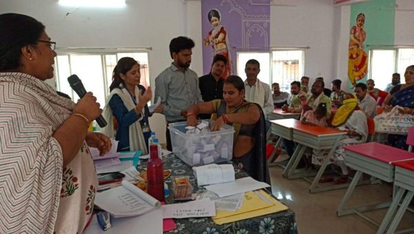 पानी बचाने महिलाओं ने छेड़ा अभियान