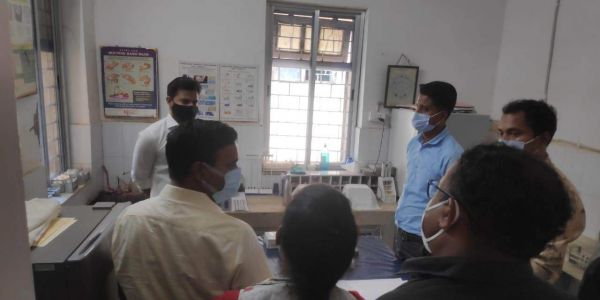 माकड़ी अस्पताल में गंदगी देख भडक़े कलेक्टर, तत्काल रिक्त पदों की भर्ती आदेश