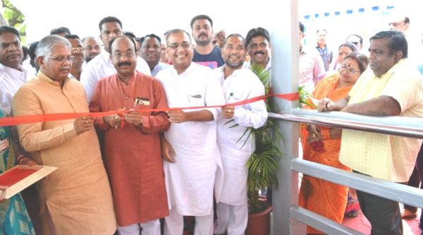 बिलासपुर स्टेशन के दूसरी दिशा में खुला टिकट काउंटर, पार्किंग और फुटओवर ब्रिज की सुविधा भी मिली